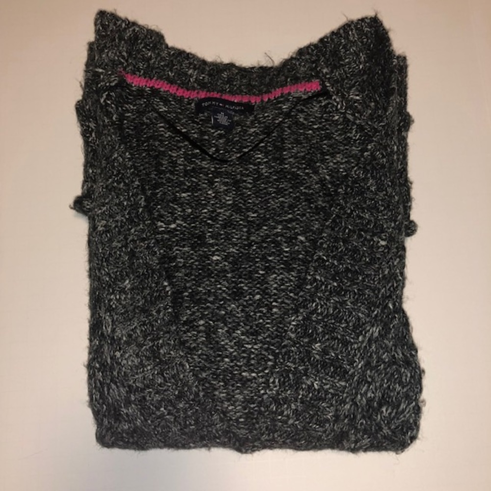 Tommy Hilfiger Ladies Sweater